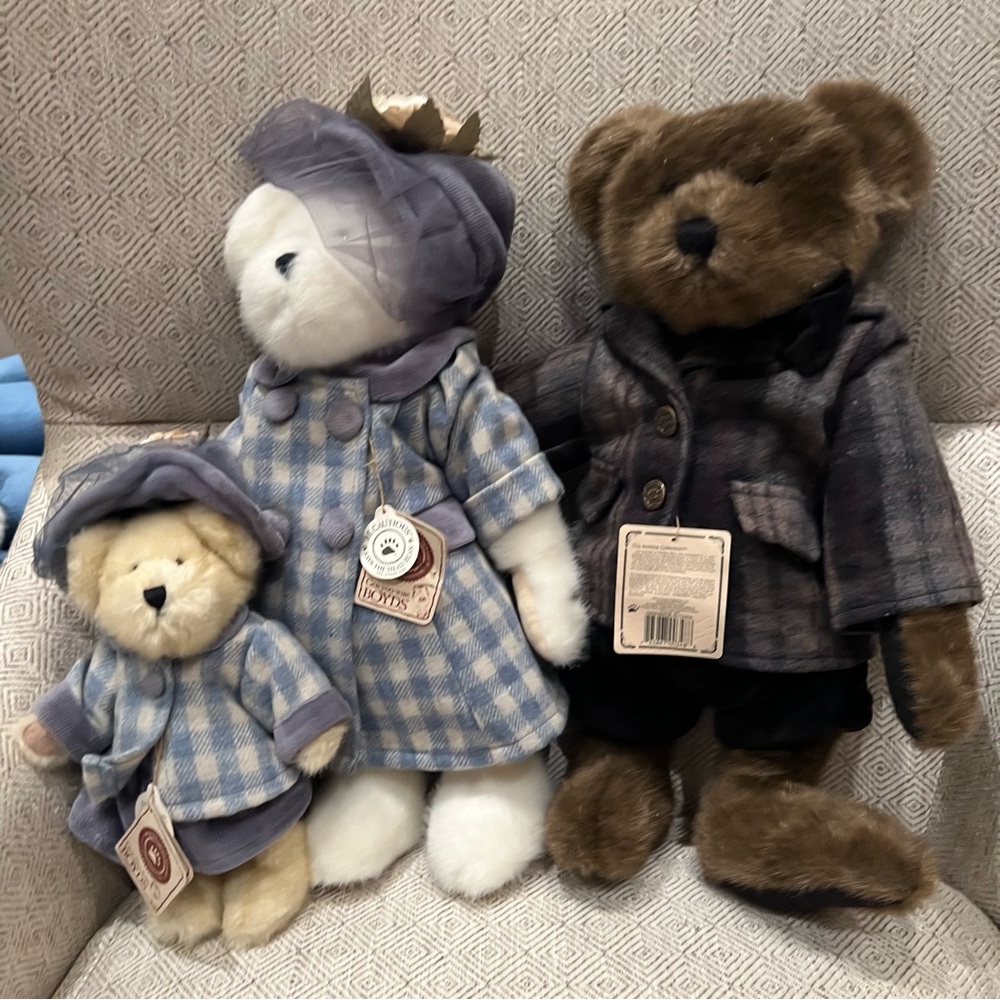 Boyds Bears Momma Bearsworth Ltd Ed Best Dressed Mary Margaret Stuart Lot Of 3